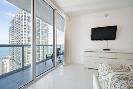 31363 176776 O9IFZ9UdOE n57gCZgRPHLtIFSLLbMc8lK5YQS4yEEs 6495b71b53549.jpg