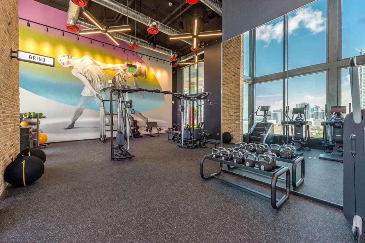 31363 308702 pp31Wj6qGeLccbVs1 iVuZhhaBSOjCwMpUUI9UeXotE 66e4e7fb44215.jpg