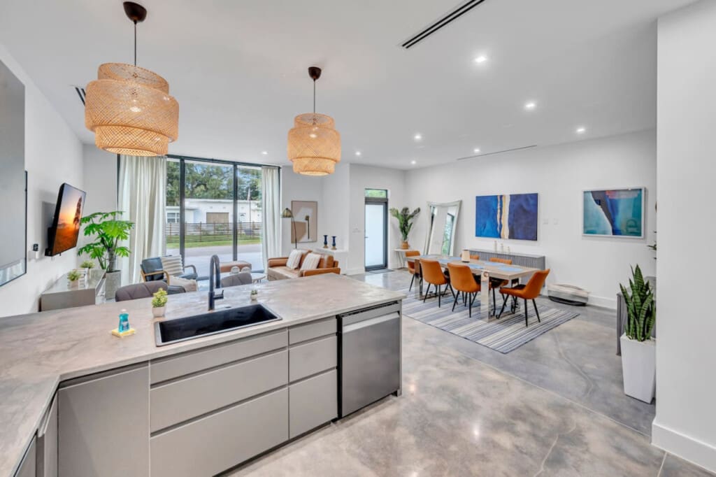 31363 330130 n0VVKvjQBjtfP8bWkn2dwpSbWsjFeoYtnDwGPE9oWB0 673abc19ad199.jpg