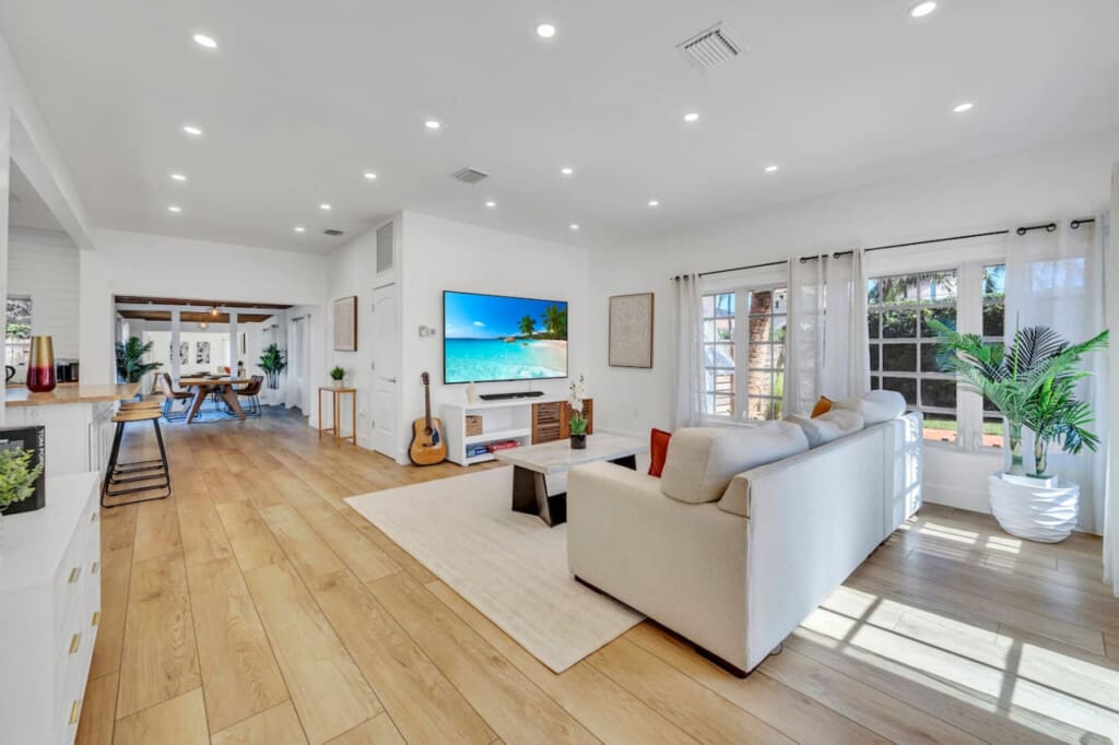 31363 336758 I 4hhTLfAYGPy8yvMGIIMpeqpjzcksUQck l0J5 Nbk 674fe28ceb660.jpg