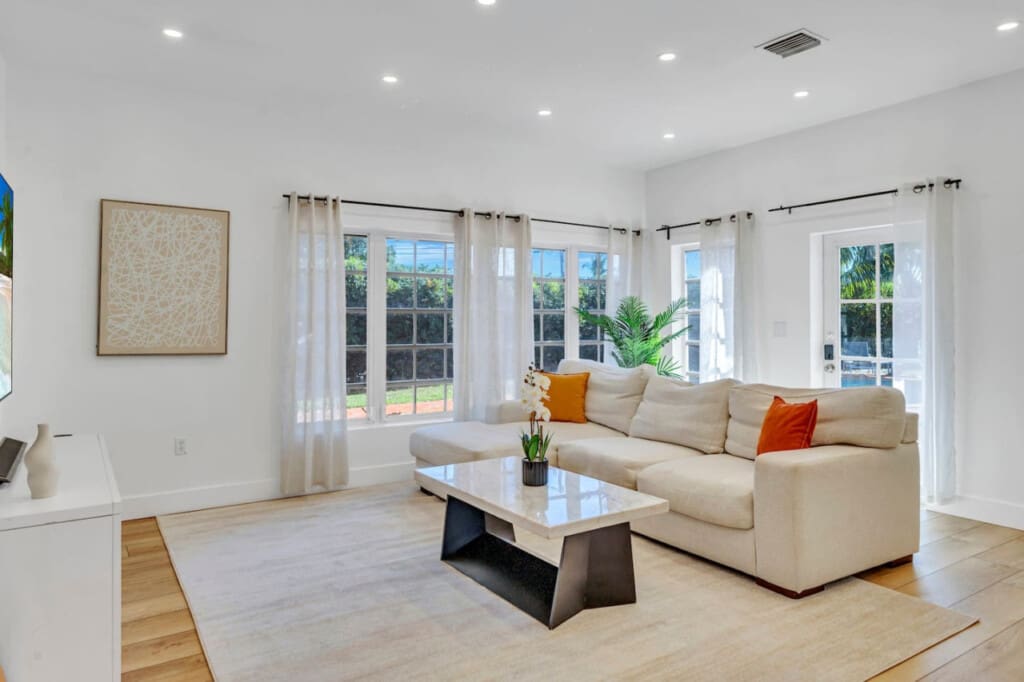 31363 336758 KdY1mfsRkui CuXmH6zHTgDguUok88YLVMsm 166yLY 67500c72cb049.jpg