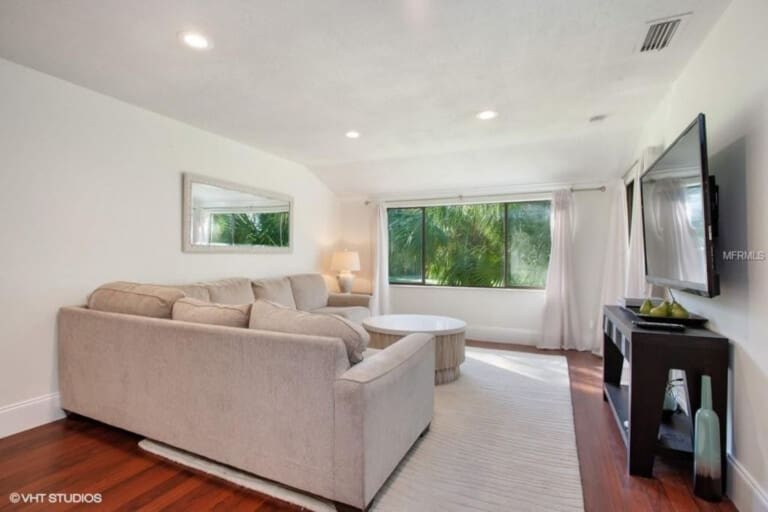 31363 80586 9accaDkkXp113wgZMAJq4wIVKXgQQEOKy 6pnAA3rE 5fad853173669.jpg