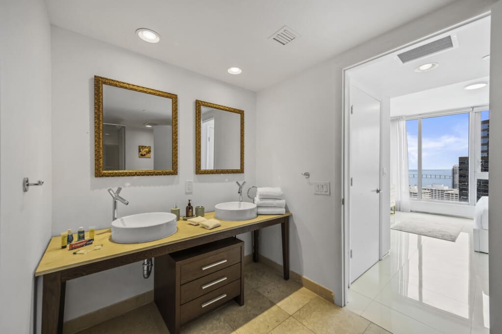 31363 82554 4PU5K FexlsieNzTt5zKH885KhDGe5jPDtvf1WGPJFA 611dc684111e7.jpg